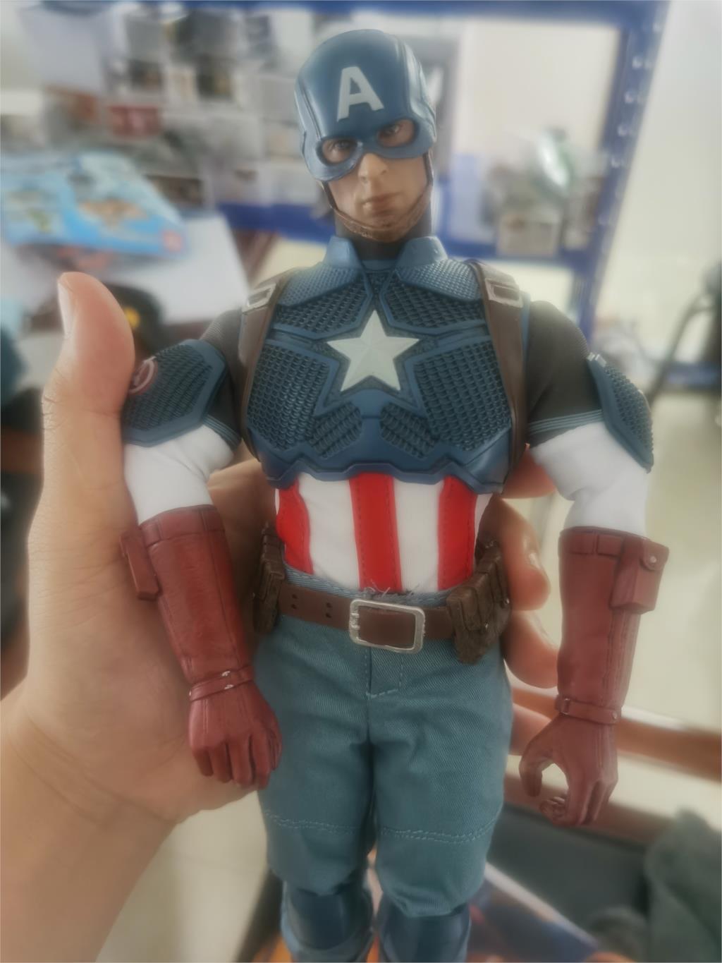 Figurine Captain America 30 cm Royaume Figurine