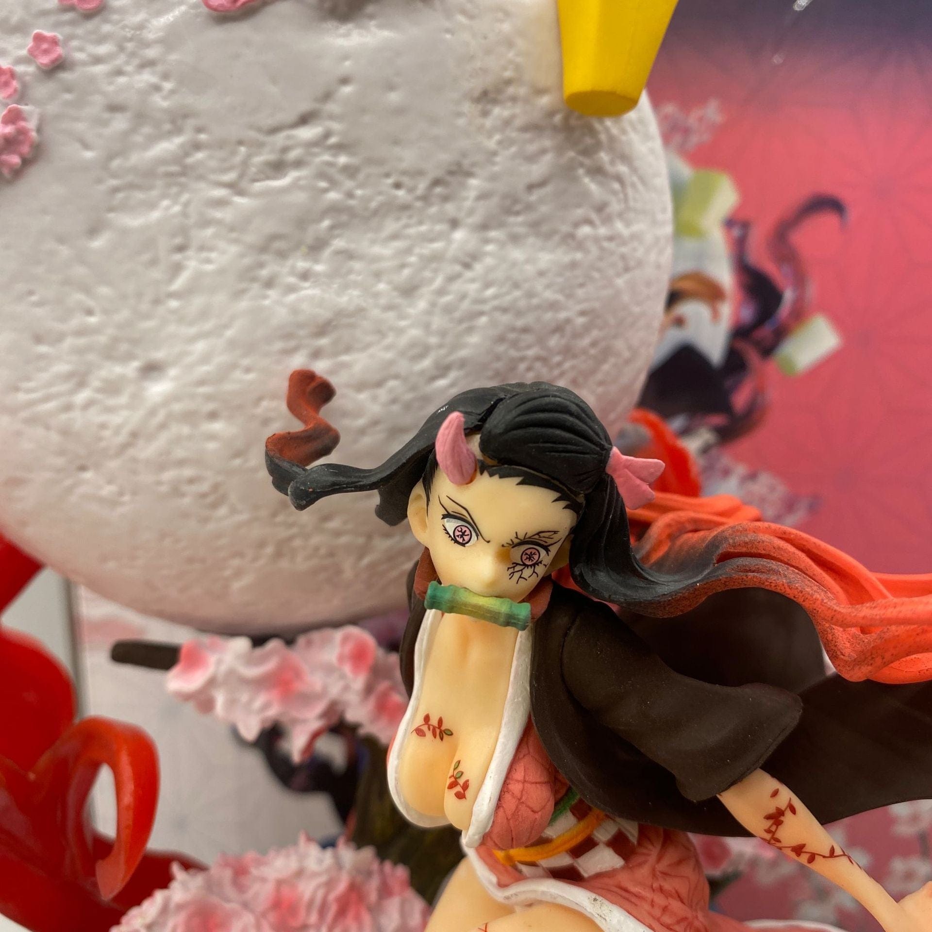 Figurine Demon Slayer Nezuko 30 cm Royaume Figurine