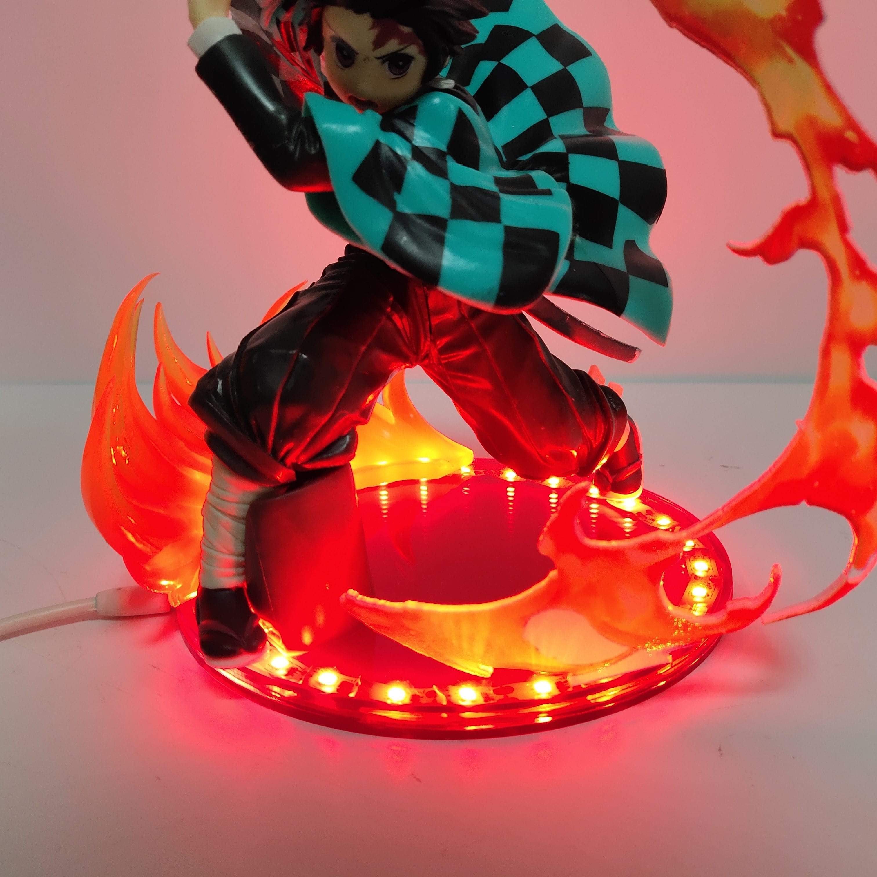 Figurine Demon Slayer Tanjiro LED Royaume Figurine