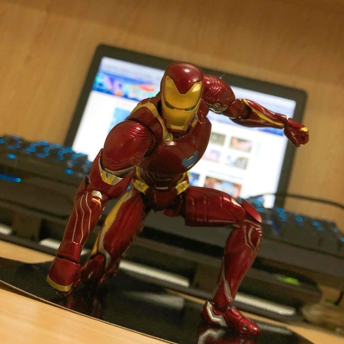 Figurine Iron Man Avengers Figurama Shop