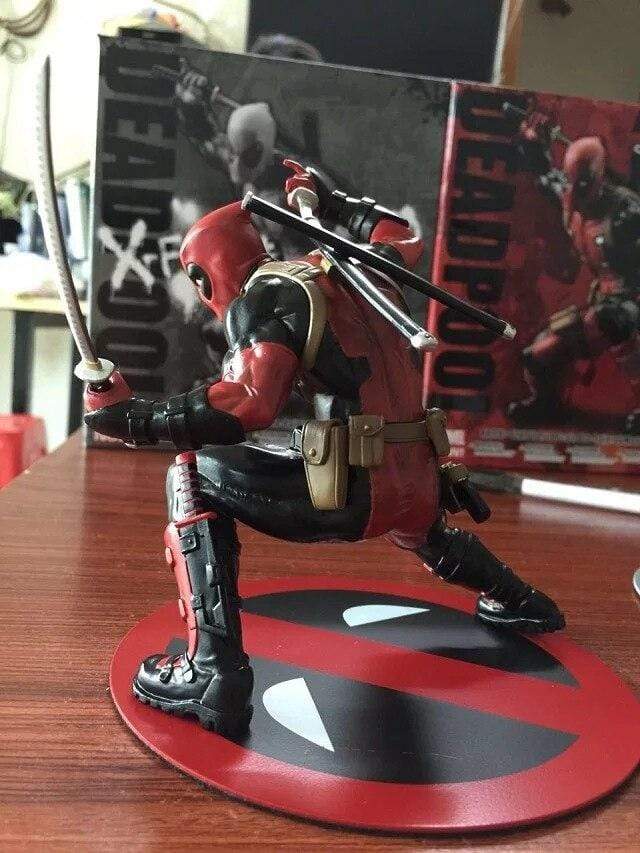 Figurine Marvel Deadpool Royaume Figurine