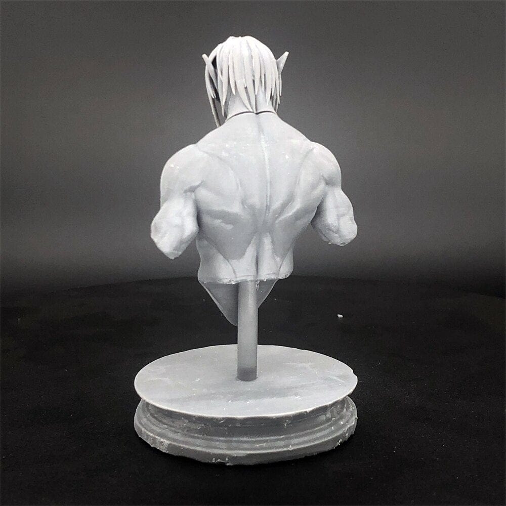 Figurine SNK Buste Titan Assaillant Royaume Figurine